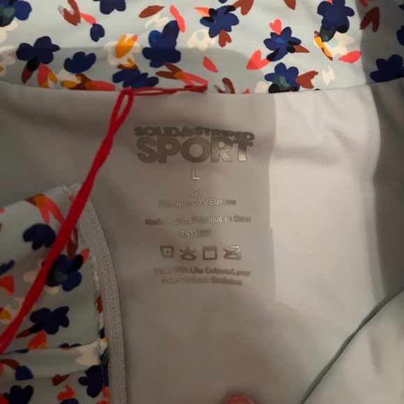 NWT floral Solid and striped bra tank - Picture 2 of 4